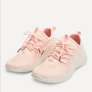 PINK SNEAKERS💕